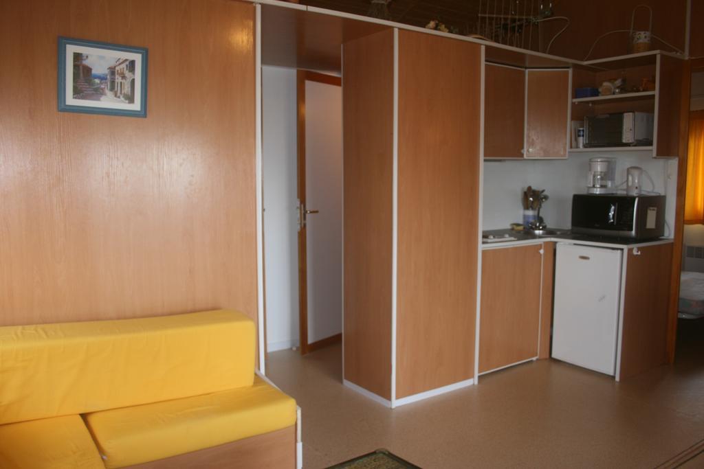 La Ptite Ferme De Caro Hotel Meyrignac-lʼÉglise Екстериор снимка
