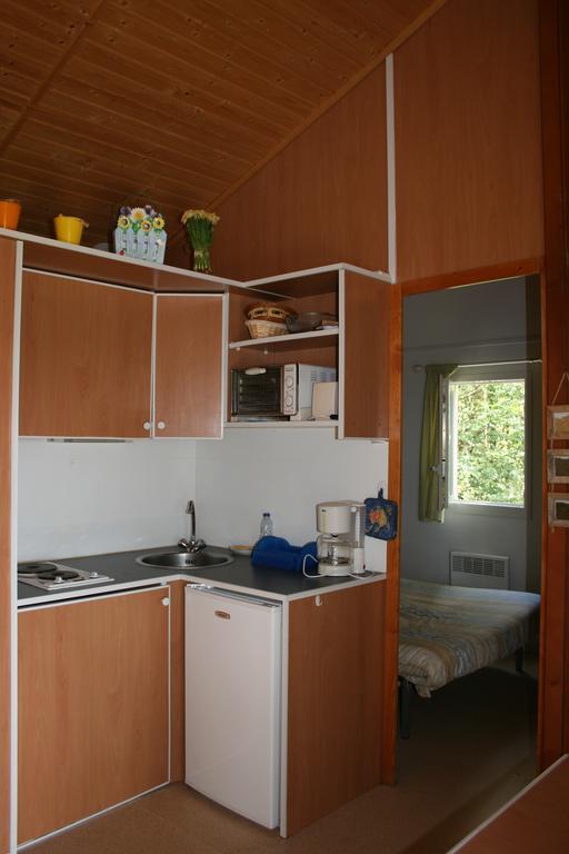 La Ptite Ferme De Caro Hotel Meyrignac-lʼÉglise Екстериор снимка