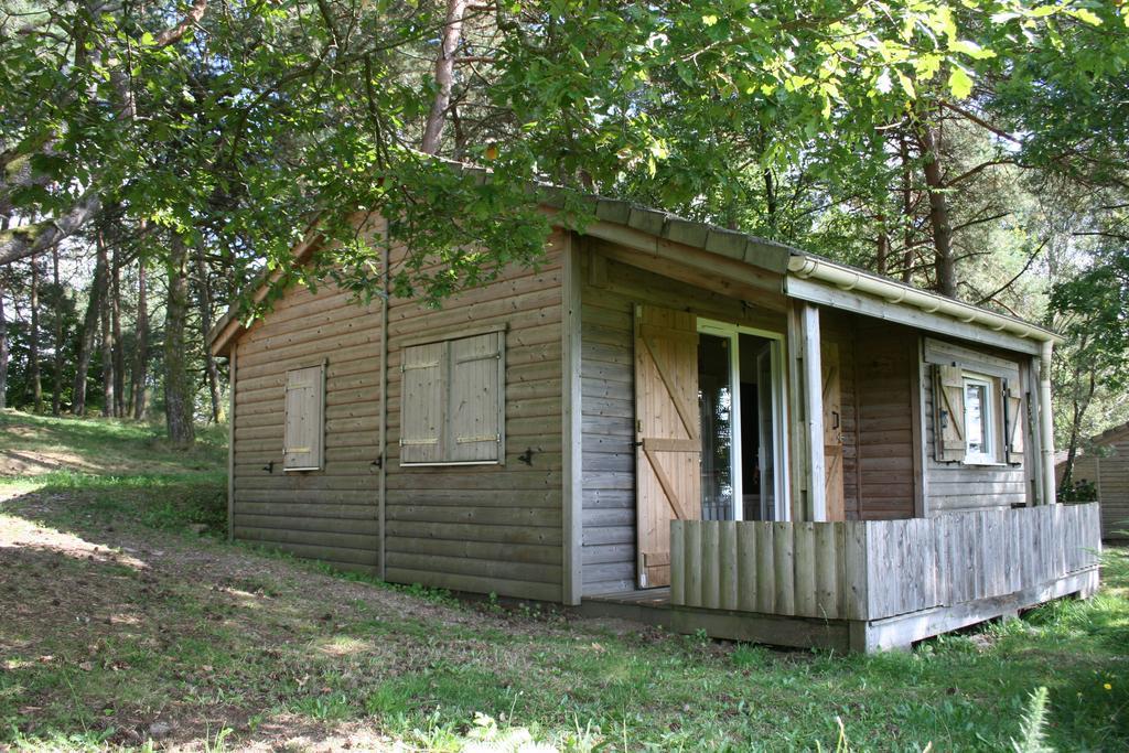 La Ptite Ferme De Caro Hotel Meyrignac-lʼÉglise Екстериор снимка