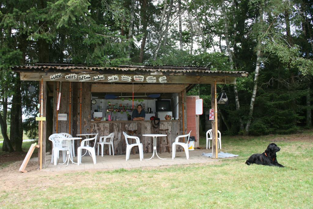 La Ptite Ferme De Caro Hotel Meyrignac-lʼÉglise Екстериор снимка